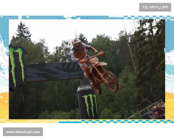 在浩瀚无垠的撒哈拉沙漠中汽车拉力赛事点燃激情之火全球顶尖车手竞相角逐挑战极限速度